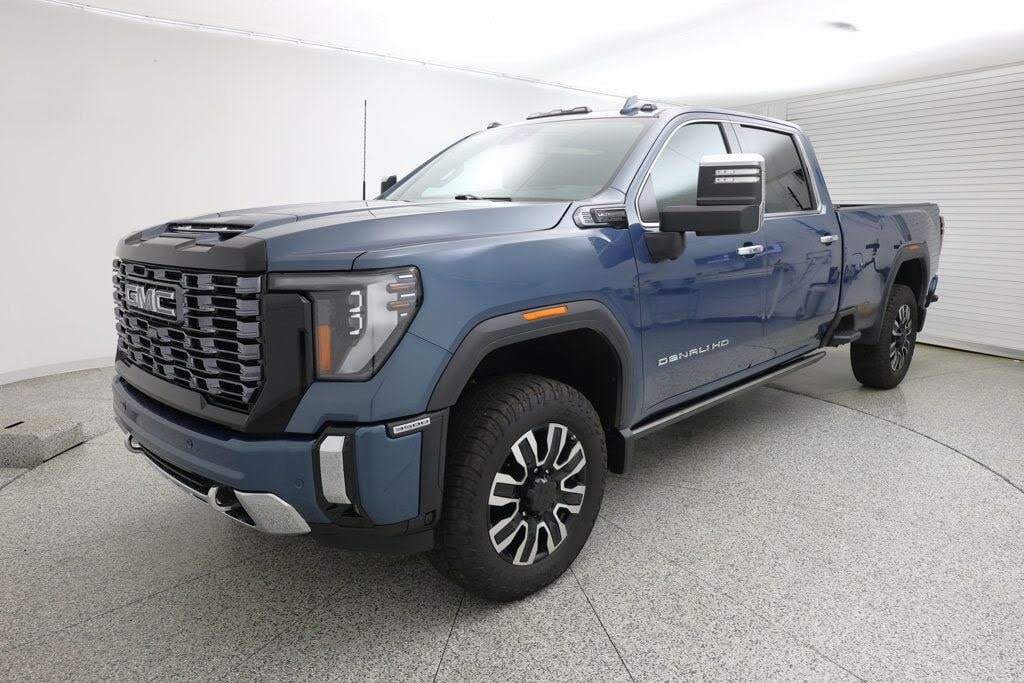 2025 GMC Sierra 3500HD Denali Ultimate