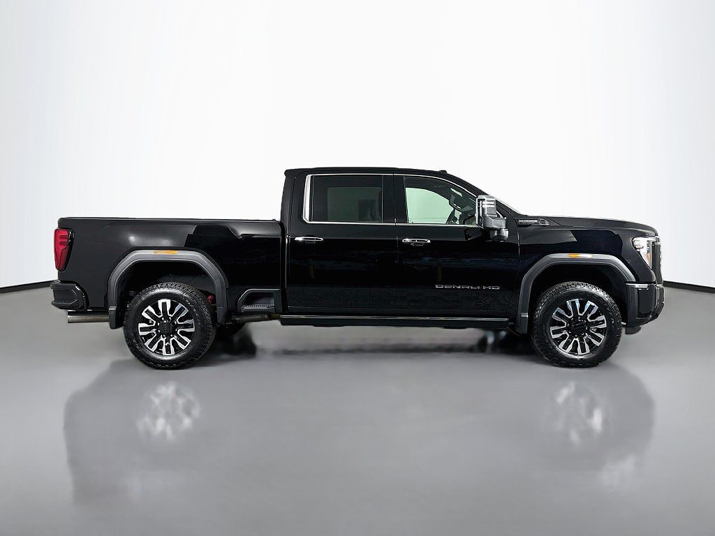 2025 GMC Sierra 3500 HD Denali Ultimate