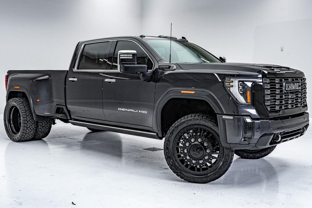 2025 GMC Sierra 3500HD Denali Ultimate