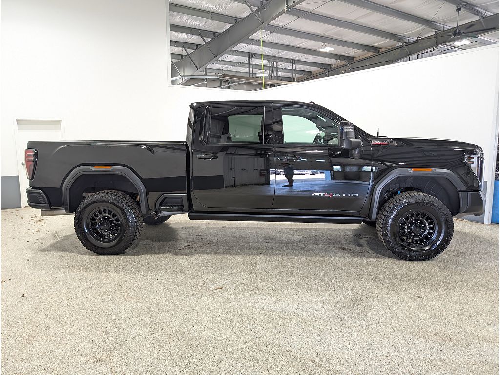2025 GMC Sierra 2500HD AT4X AEV Edition Duramax Sunroof Plow Prep
