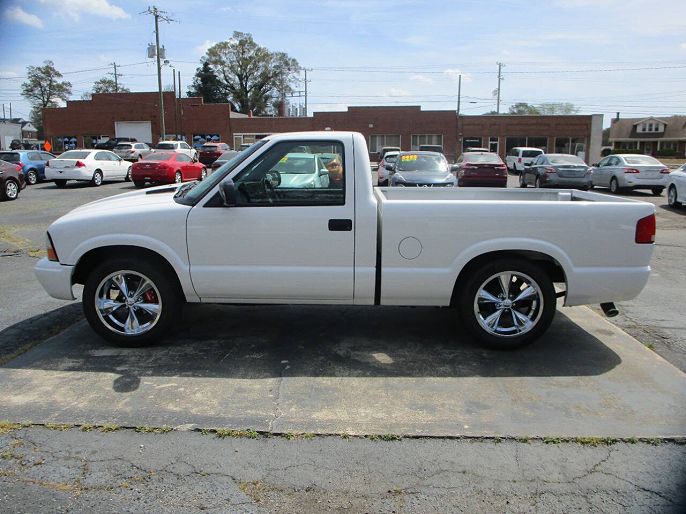 2003 GMC Sonoma SLS