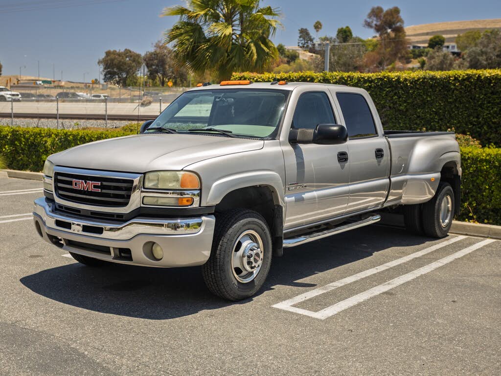 2004 GMC Sierra 3500 SLT