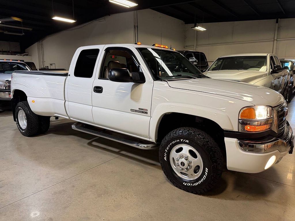 2004 GMC Sierra 3500 Work Truck