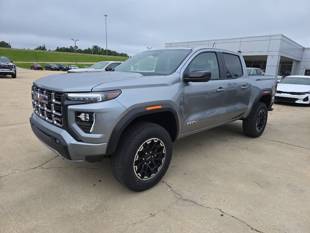 2026 GMC Canyon AT4 listing photo