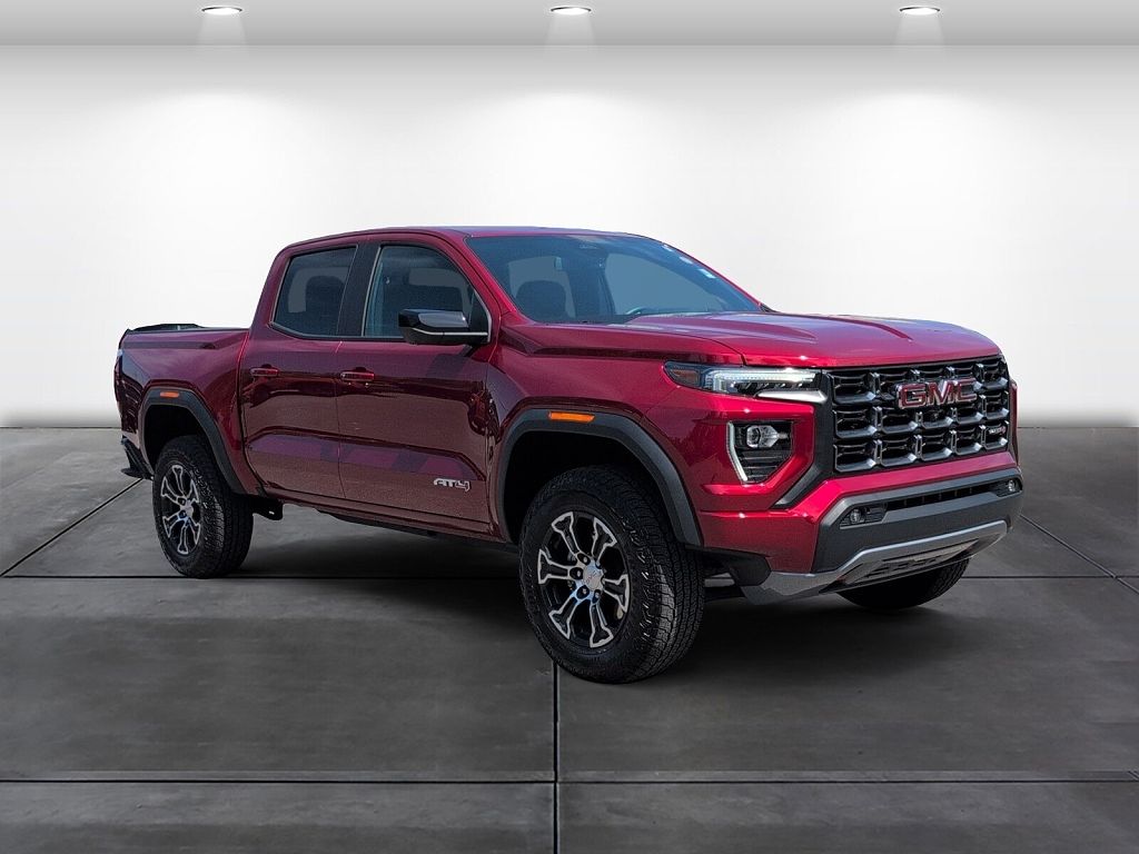 2025 GMC Canyon AT4