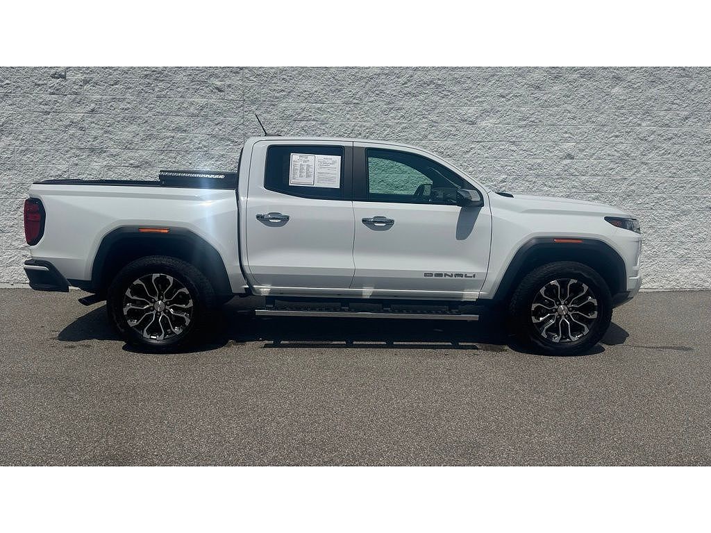 2025 GMC Canyon Denali