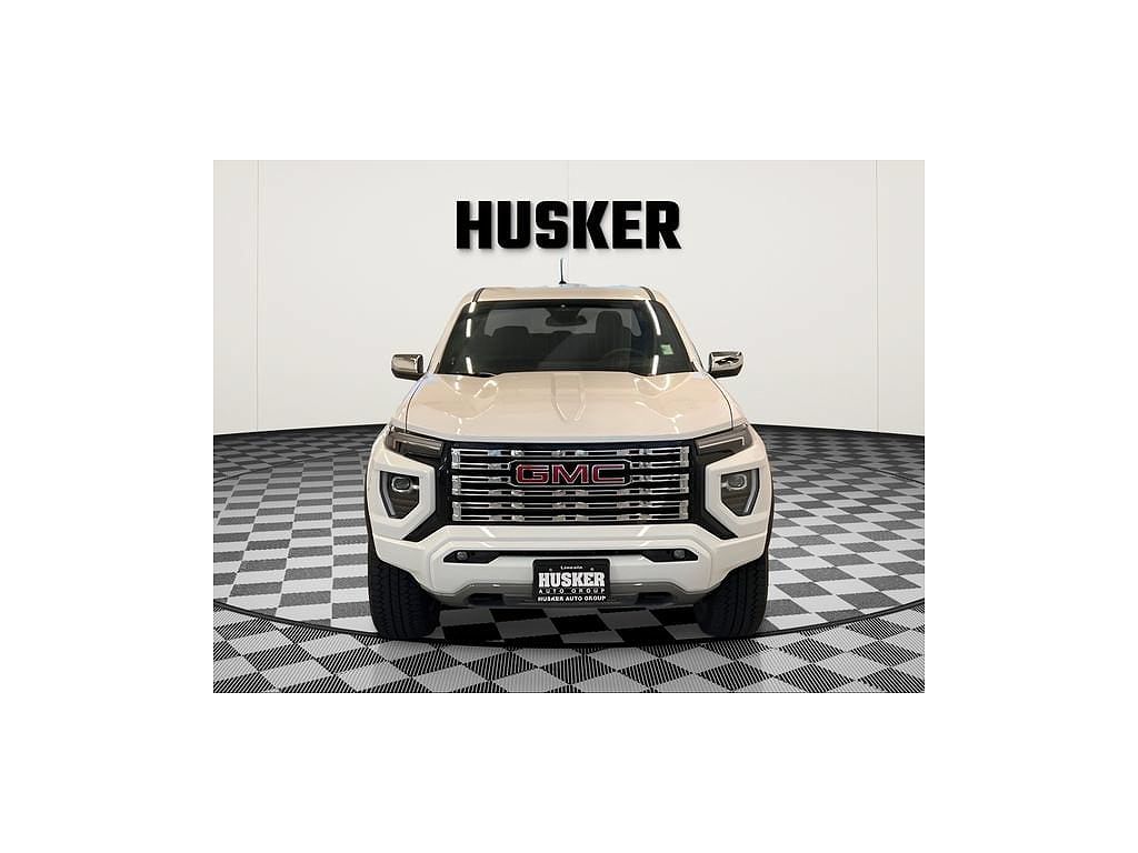 2025 GMC Canyon Denali