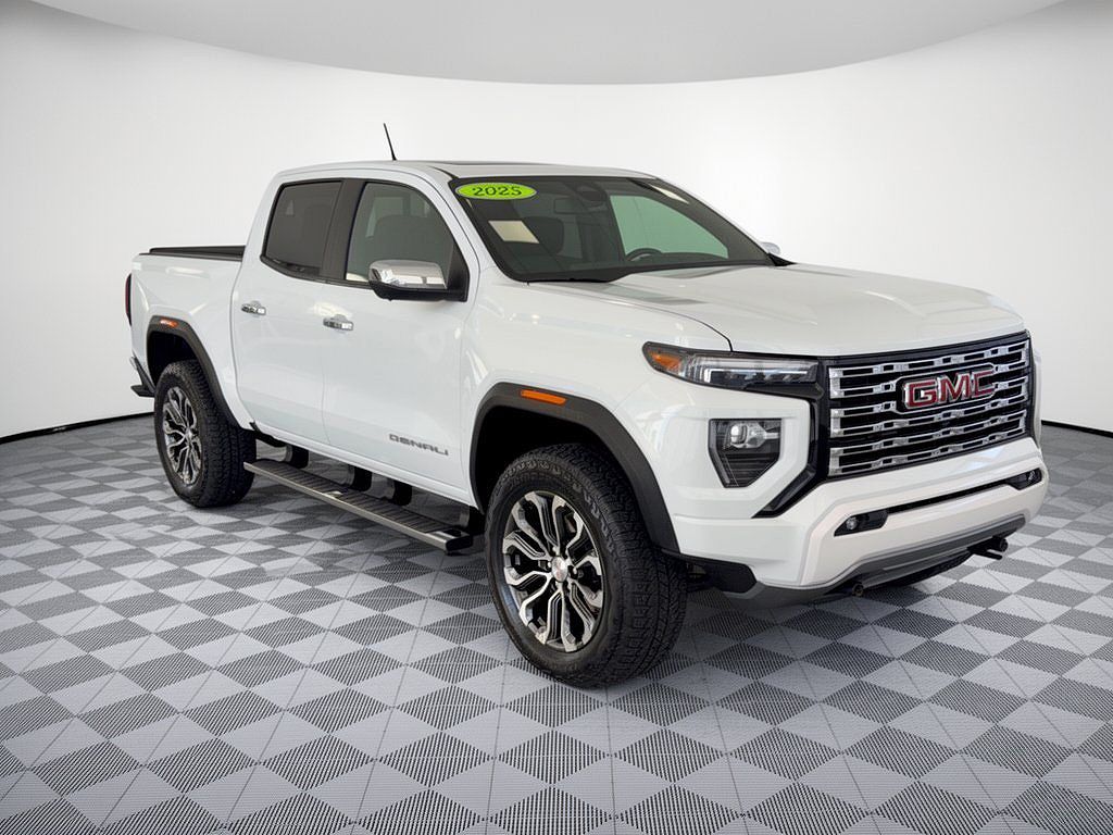 2025 GMC Canyon Denali