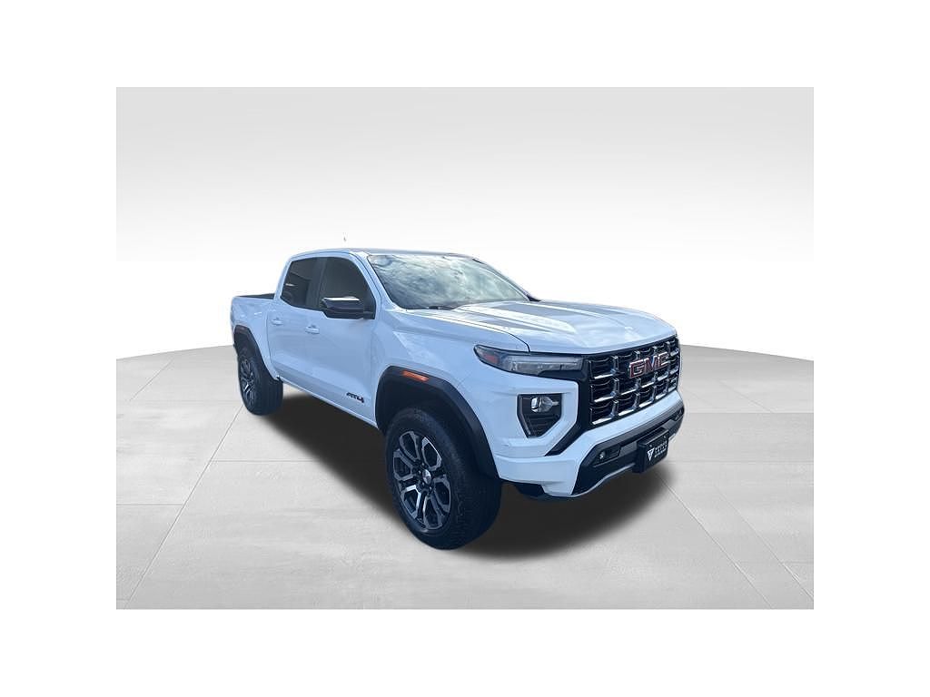 2023 GMC Canyon AT4