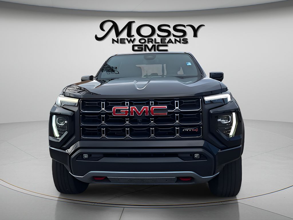 2024 GMC Canyon AT4