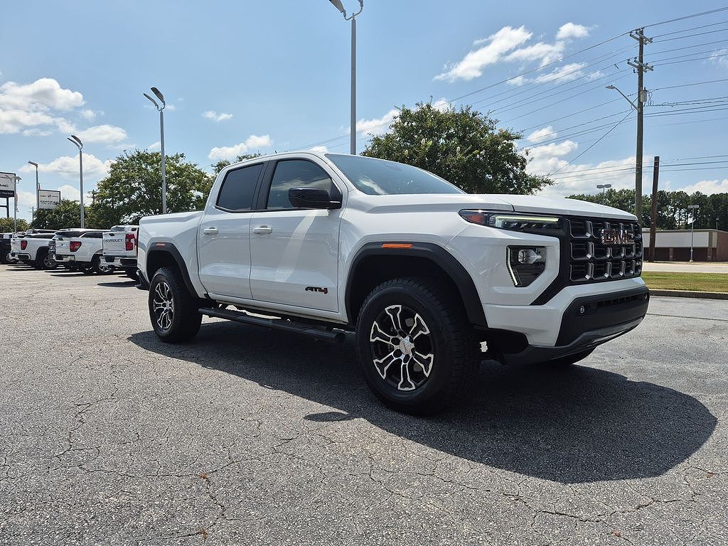 2024 GMC Canyon AT4
