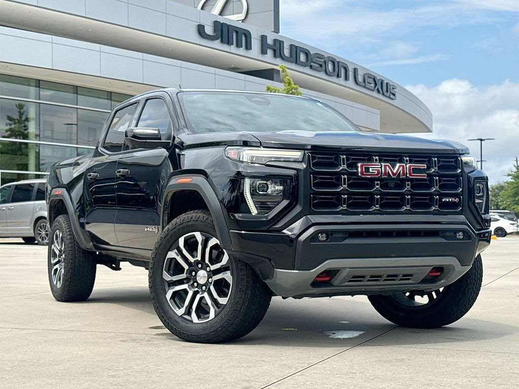 2024 GMC Canyon AT4