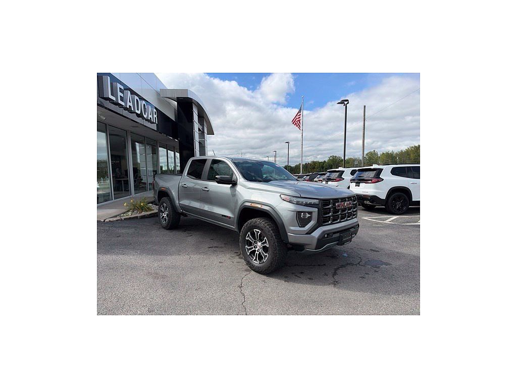 2023 GMC Canyon 4WD AT4