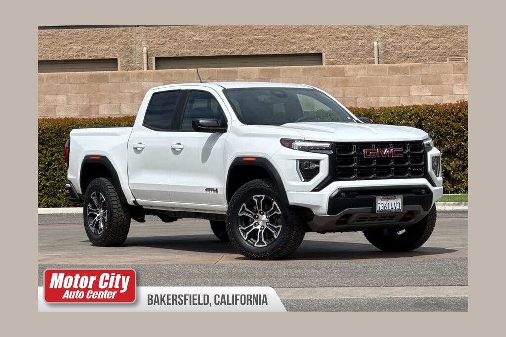 2023 GMC Canyon AT4