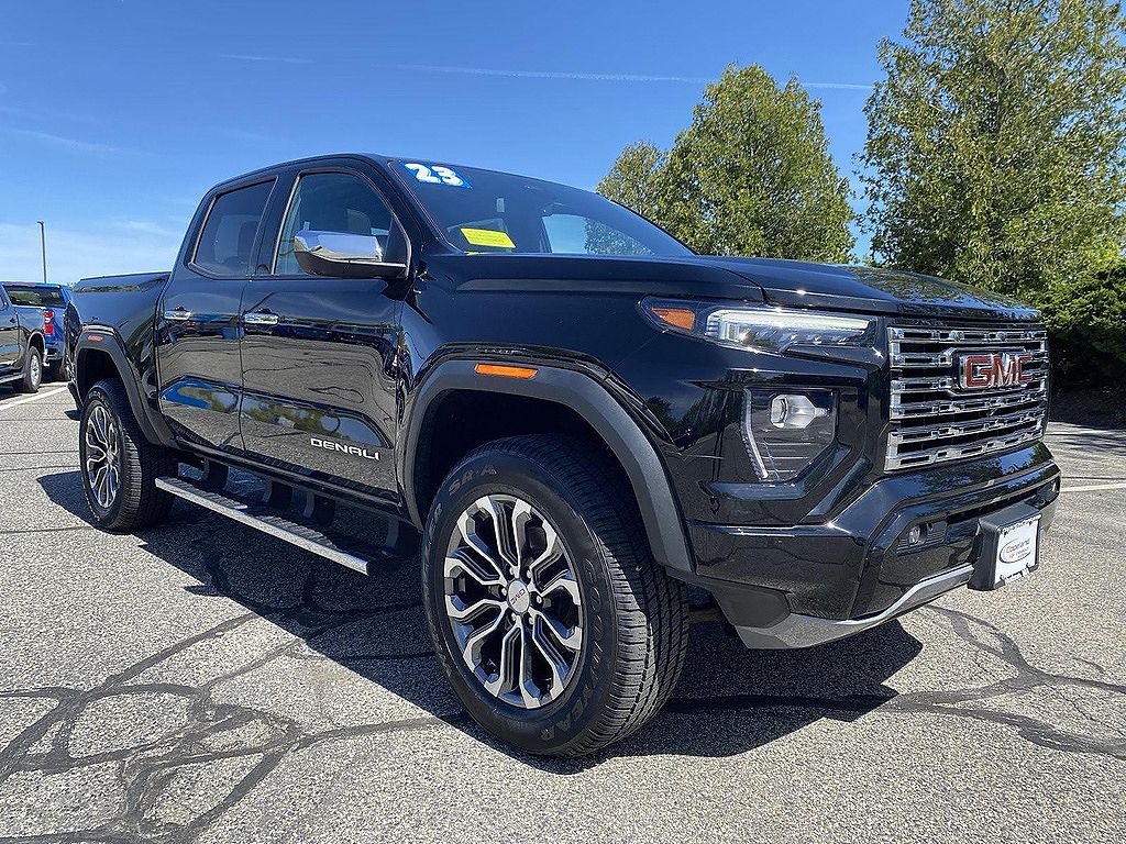 2023 GMC Canyon Denali