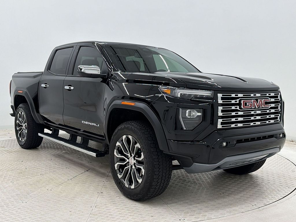2024 GMC Canyon Denali