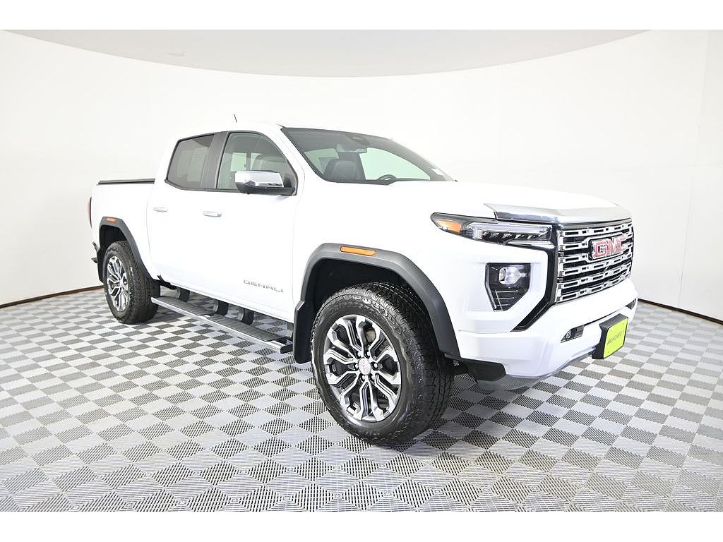2024 GMC Canyon Denali