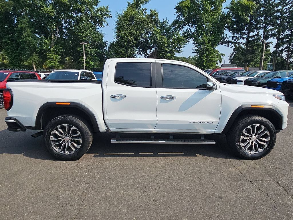 2023 GMC Canyon Denali