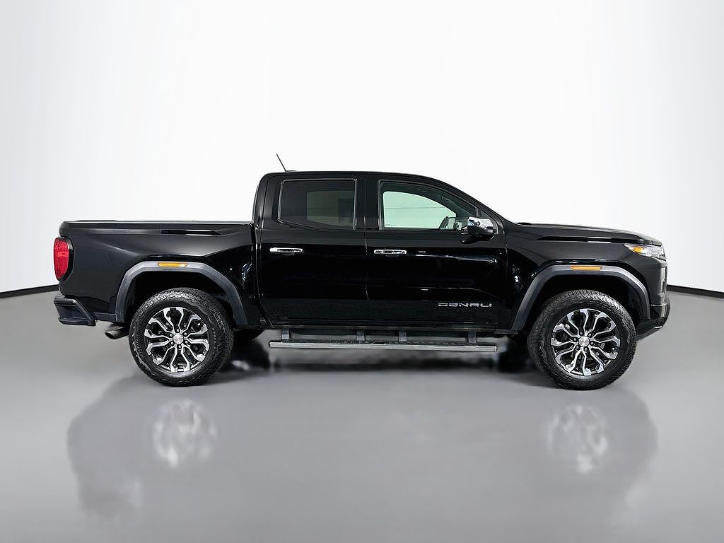 2024 GMC Canyon Denali