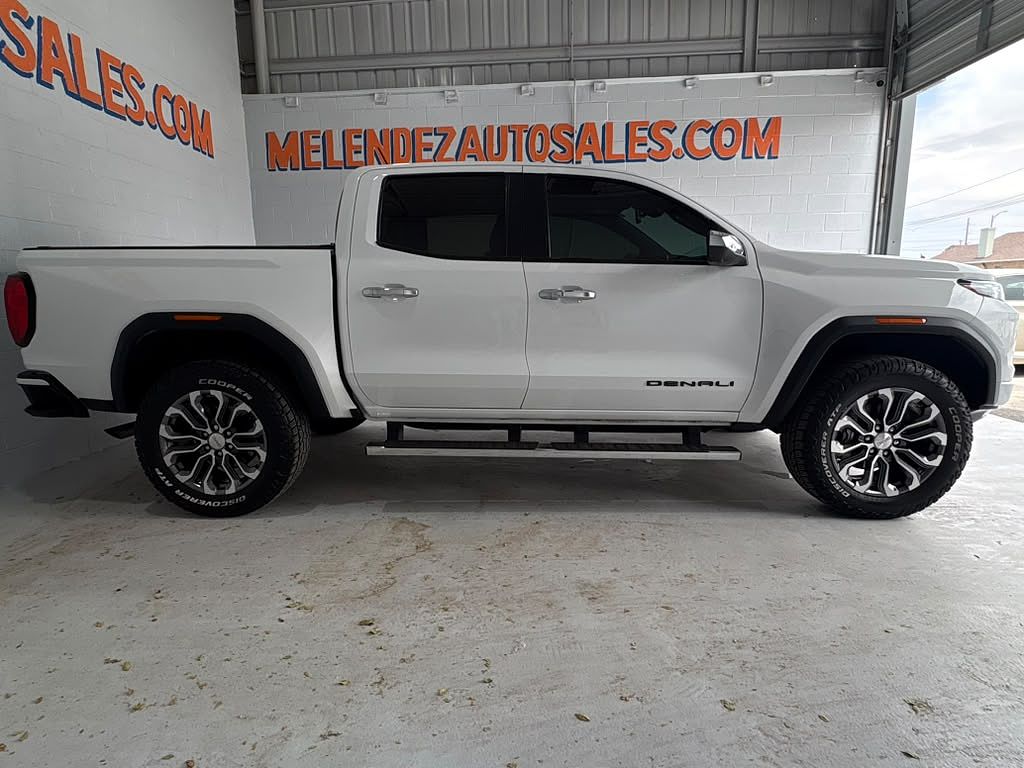 2023 GMC Canyon Denali