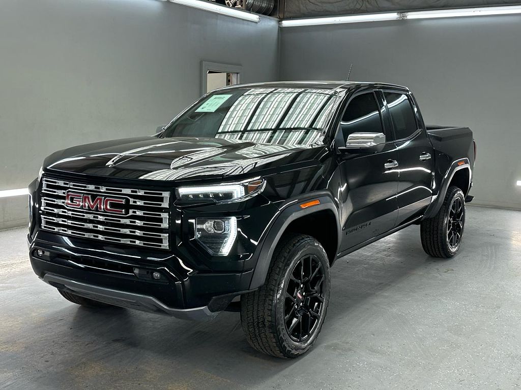2024 GMC Canyon Denali