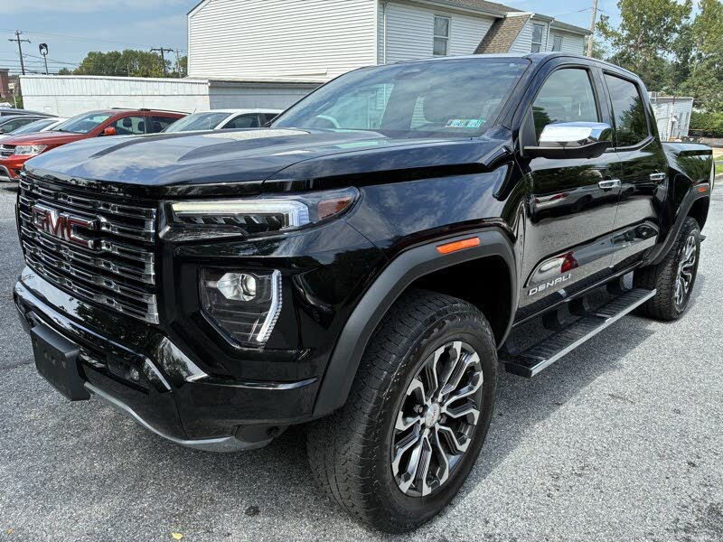 2023 GMC Canyon Denali