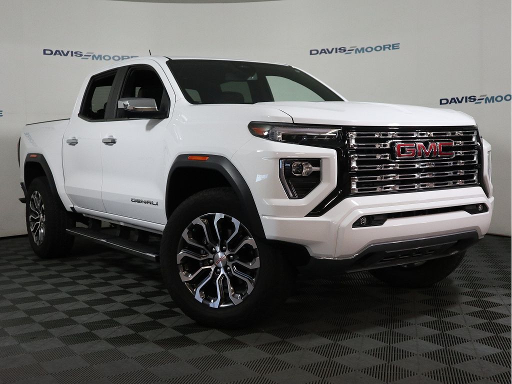 2024 GMC Canyon Denali