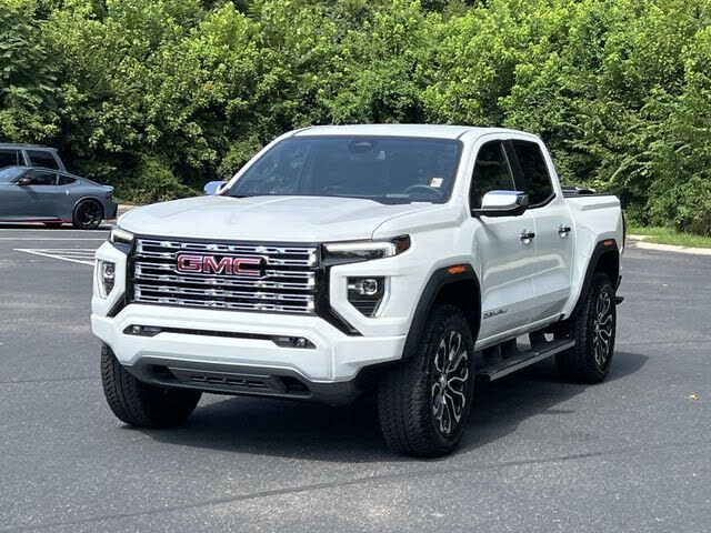 2023 GMC Canyon Denali