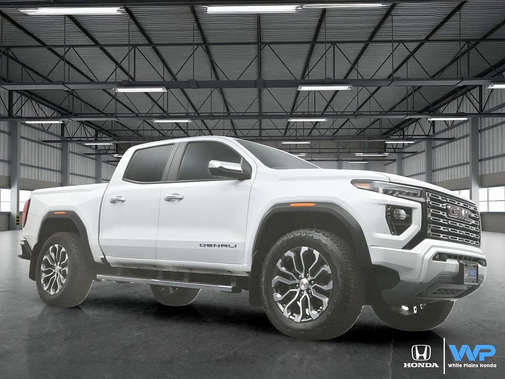 2024 GMC Canyon Denali
