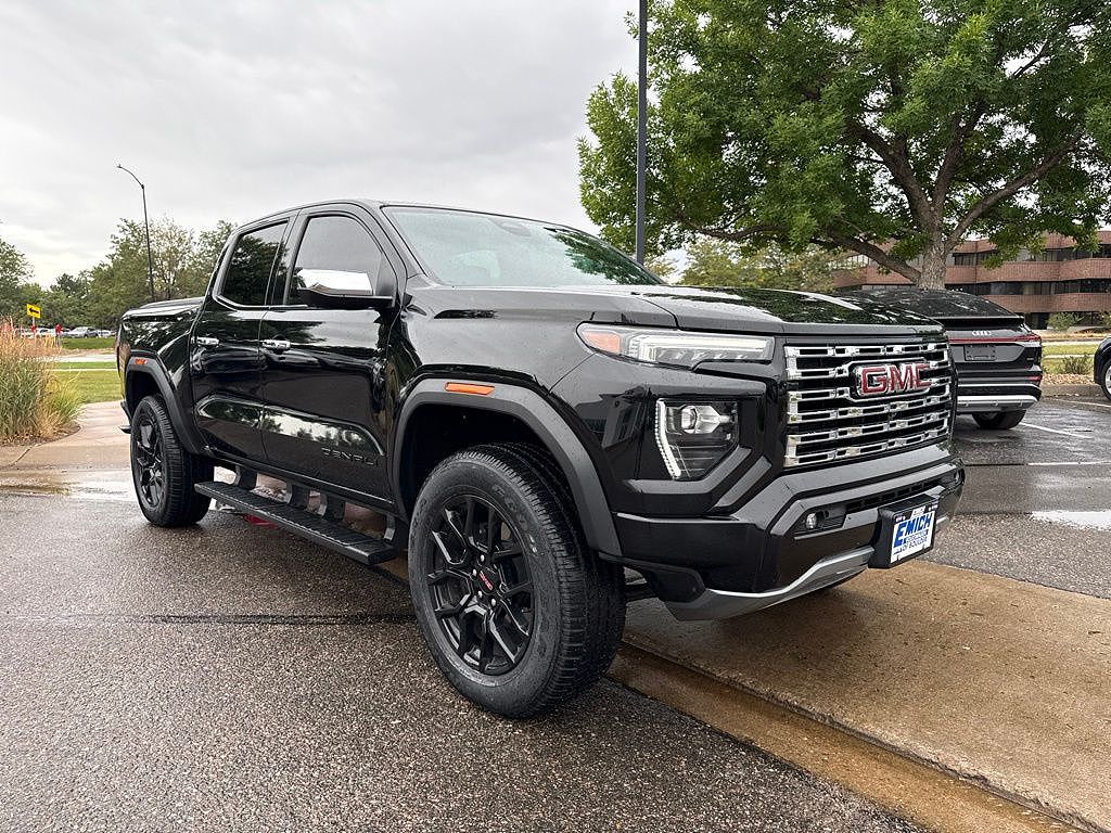 2023 GMC Canyon Denali