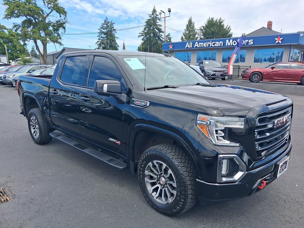 2020 GMC Sierra 1500 Crew Cab AT4 Pickup 4D 5 3/4 ft