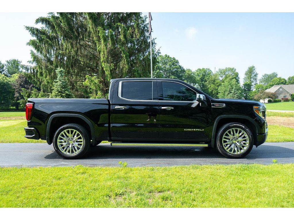 2019 GMC Sierra 1500 Denali Crew Cab 4WD