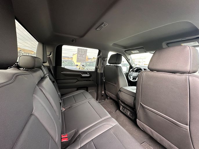 GMC Sierra 1500 SLT 2025 — миниатюра 16