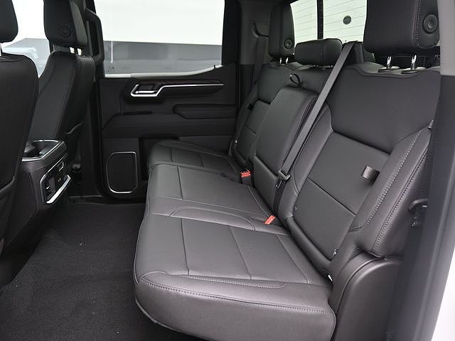 GMC Sierra 1500 SLT 2026 — миниатюра 11