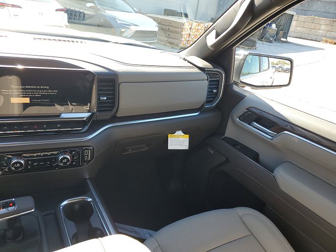 GMC Sierra 1500 SLT 2026 — миниатюра 16