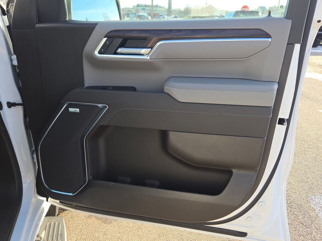 GMC Sierra 1500 SLT 2025 — миниатюра 10