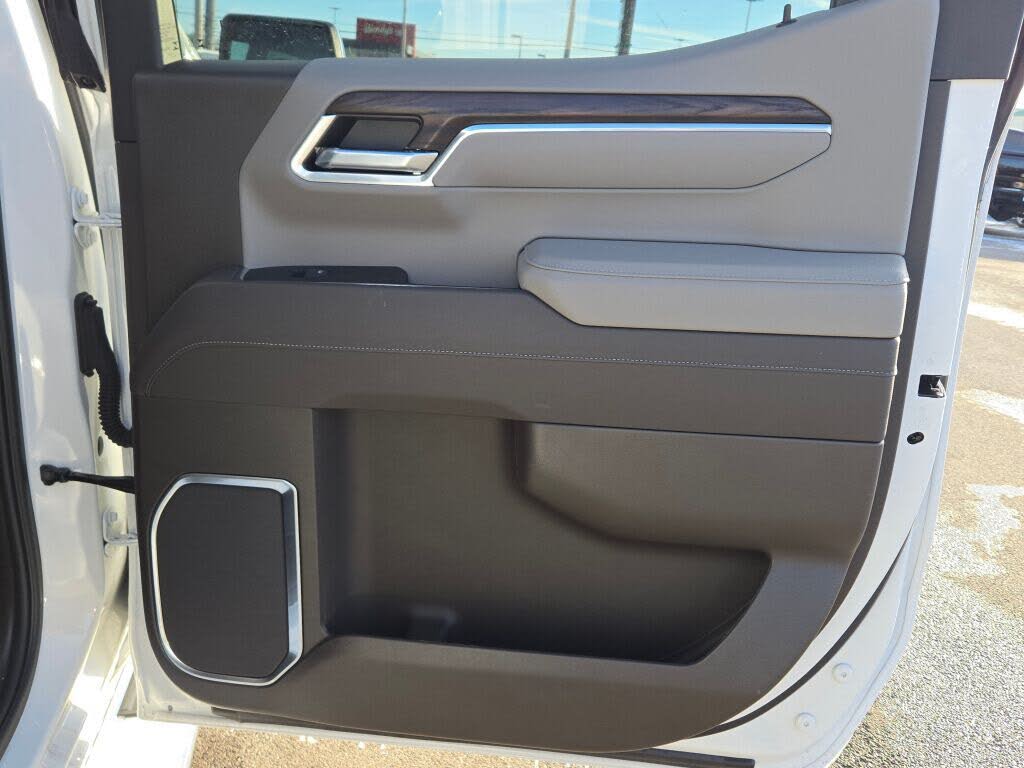 GMC Sierra 1500 SLT 2025 — миниатюра 14