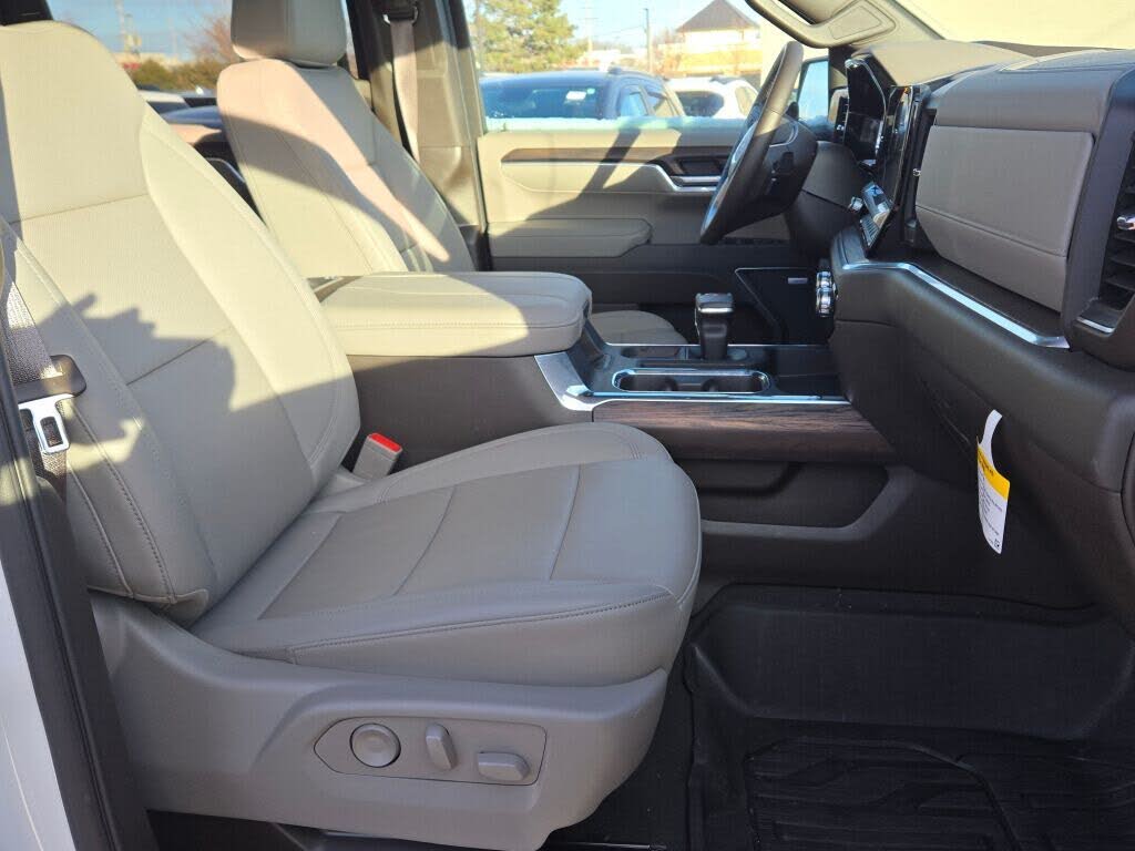 GMC Sierra 1500 SLT 2025 — миниатюра 8