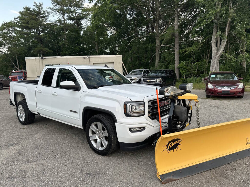 2017 in White, 16,813 miles for sale in Halifax, MA