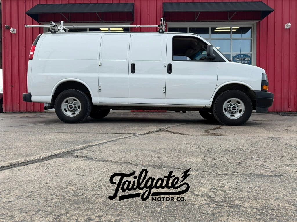 2022 GMC Savana 2500