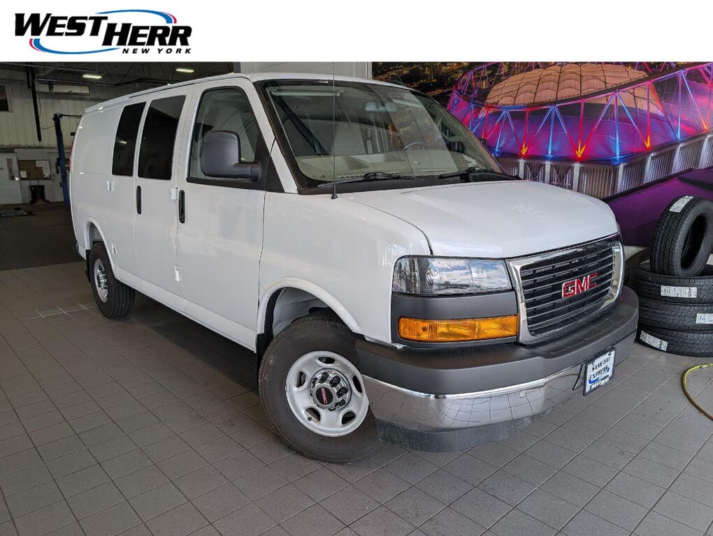 2025 GMC Savana 2500