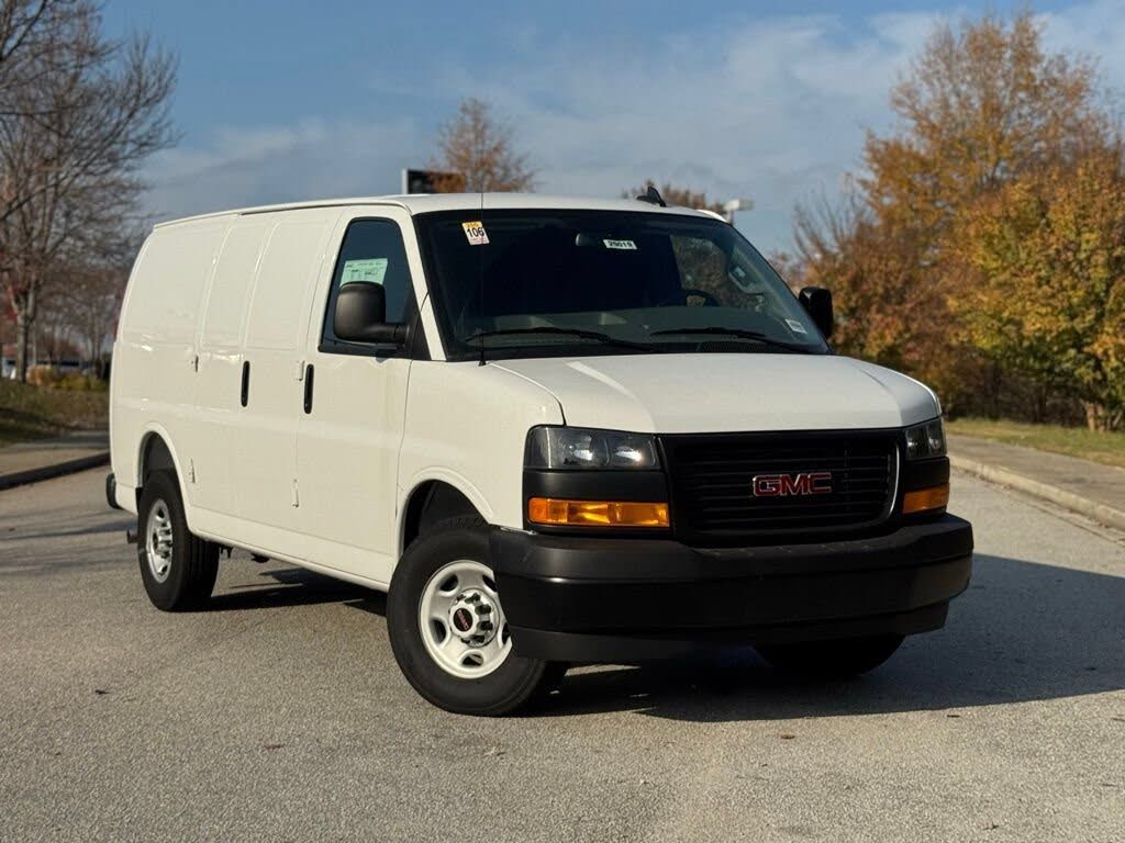 2025 GMC Savana 2500