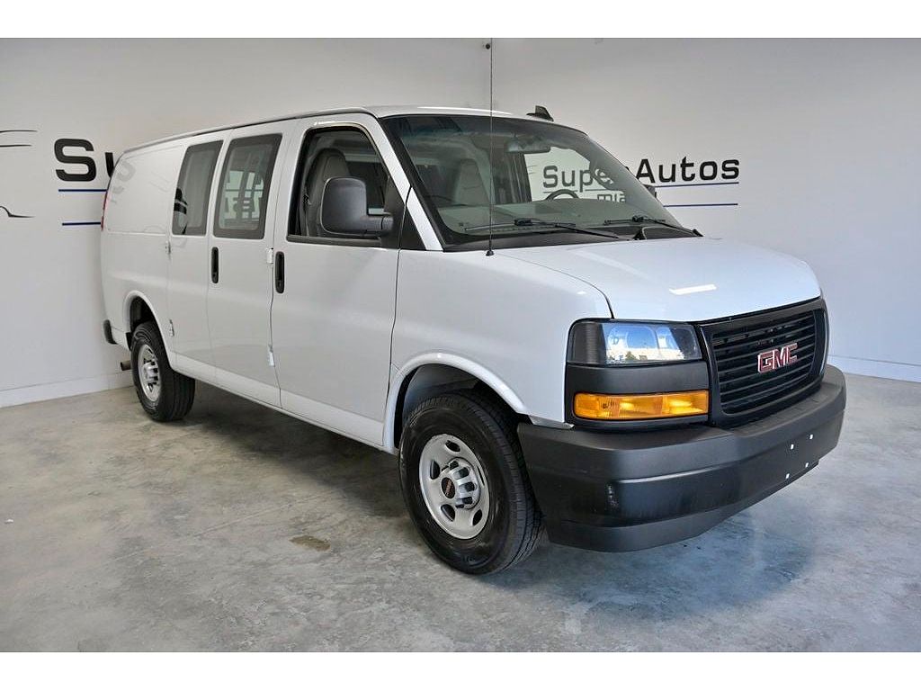 2024 GMC Savana 2500
