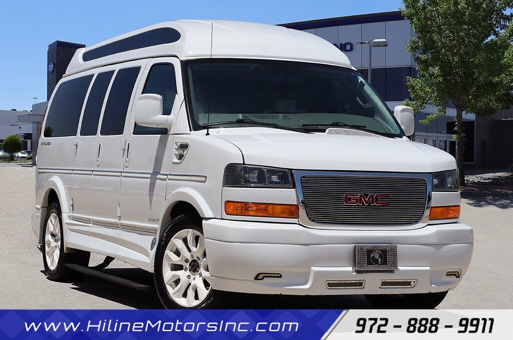 2022 GMC Savana Cargo Van 2500