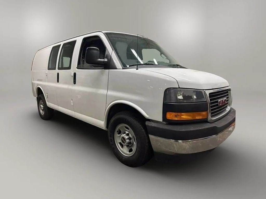 2017 GMC Savana 2500