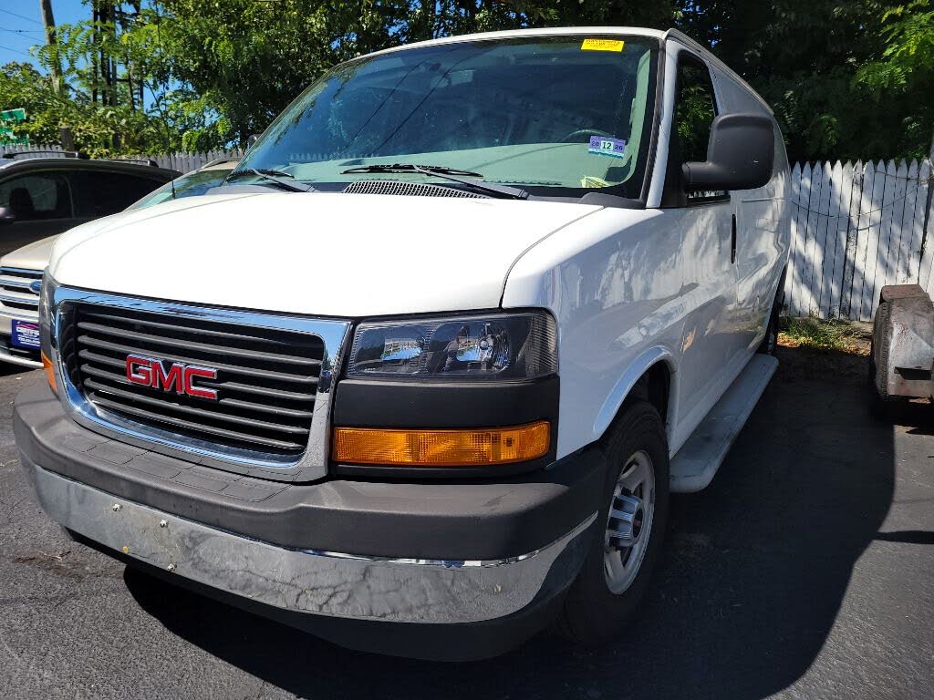 2017 GMC Savana 2500