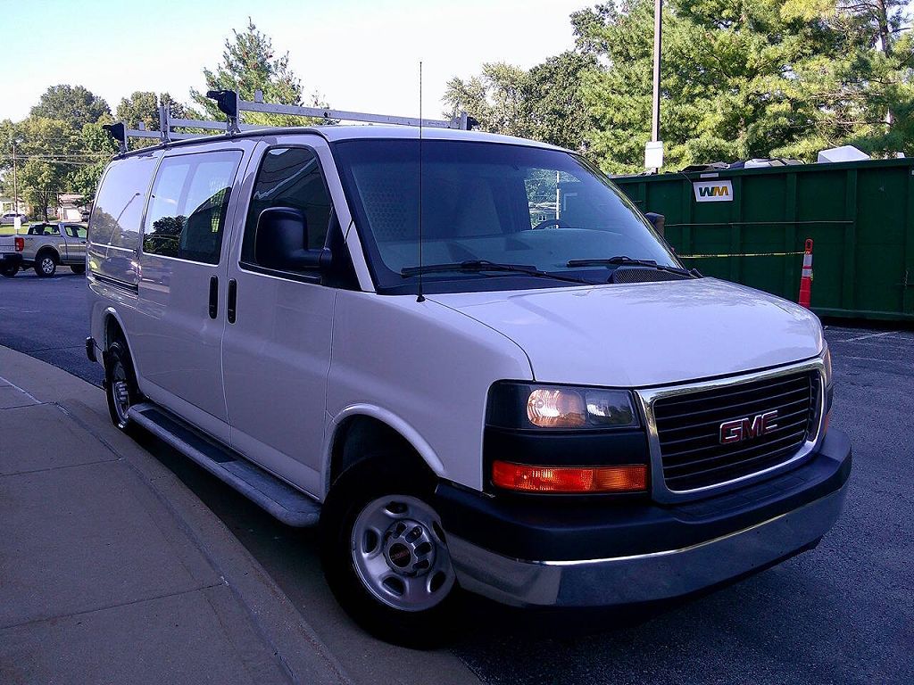 2017 GMC Savana 2500