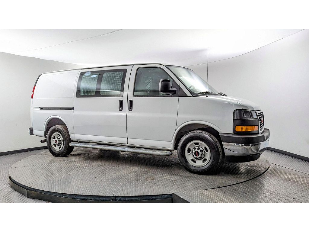 2017 GMC Savana 2500