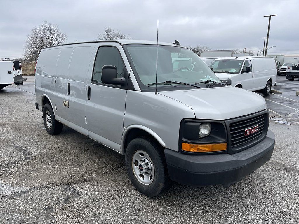 2016 GMC Savana 2500