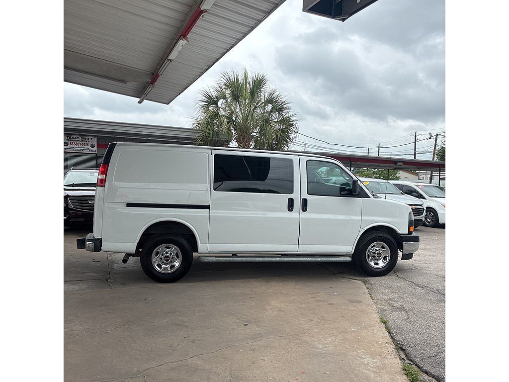 2020 GMC Savana 2500